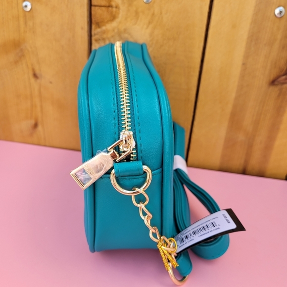 New bebe Kayla New Logo Camera Crossbody Teal Color - Picture 5 of 10